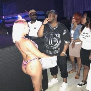 Meet your Posher, Kenneth